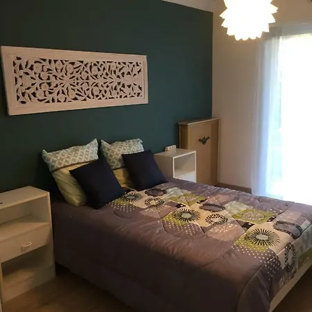 7 Rue Charles De Montesquieu Apartamento *